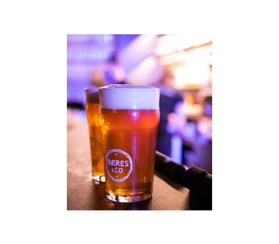 Le Restaurant - Castel Pub - Restaurant Chateaubriant - Place de la Motte Chateaubriant